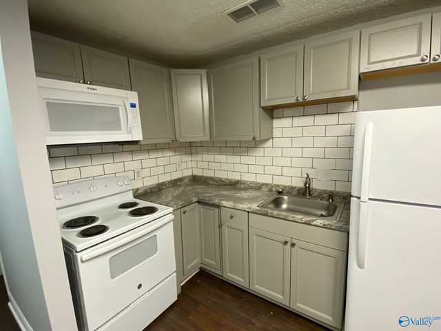 2940 Hood Road SW H, Huntsville, AL 35805