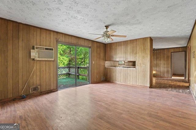 9218 Westview Drive SW, Covington, GA 30014