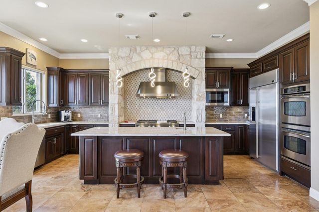 413 Horseback HOLW, Austin, TX 78732