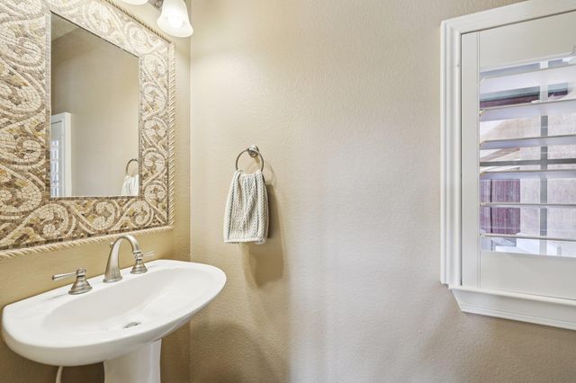 413 Horseback HOLW, Austin, TX 78732