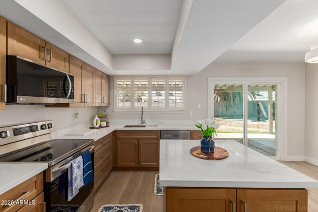 4013 W YUCCA Street, Phoenix, AZ 85029