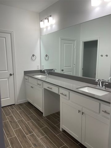 4513 Bishop Street, North Richland Hills, TX 76180