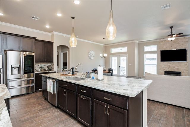 7610 Taylan, Corpus Christi, TX 78414