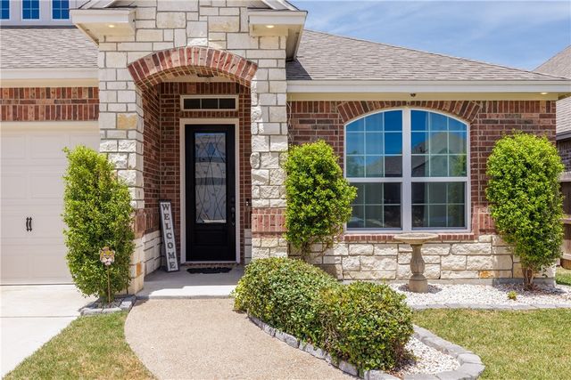 7610 Taylan, Corpus Christi, TX 78414