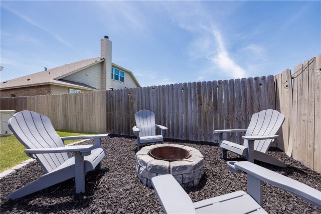 7610 Taylan, Corpus Christi, TX 78414