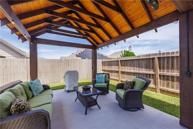 7610 Taylan, Corpus Christi, TX 78414