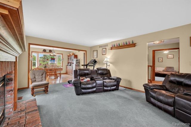 2533 W Sigler Road, Carleton, MI 48117