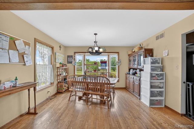 2533 W Sigler Road, Carleton, MI 48117