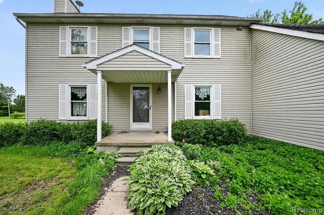 2533 W Sigler Road, Carleton, MI 48117