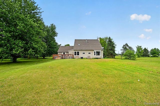 2533 W Sigler Road, Carleton, MI 48117