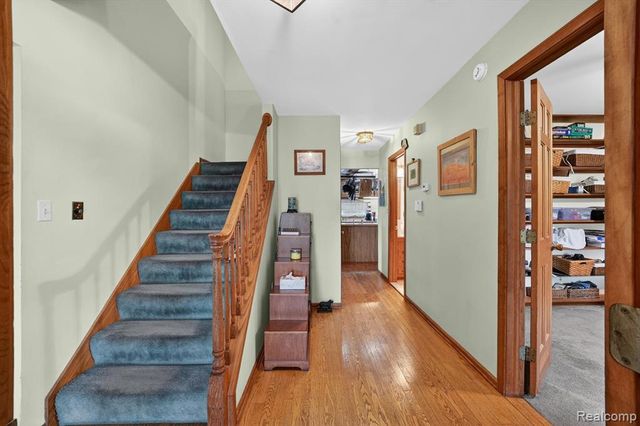 2533 W Sigler Road, Carleton, MI 48117