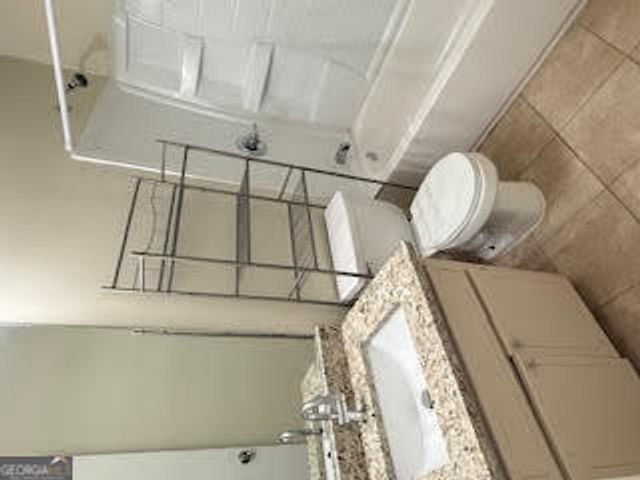 7934 Woodlake Drive, Riverdale, GA 30274