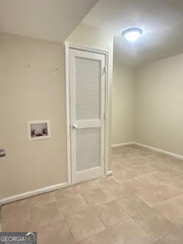 7934 Woodlake Drive, Riverdale, GA 30274