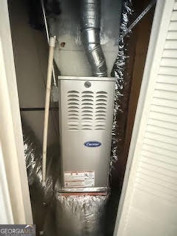 7934 Woodlake Drive, Riverdale, GA 30274