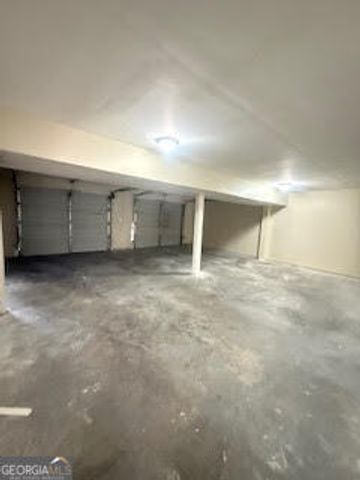 7934 Woodlake Drive, Riverdale, GA 30274