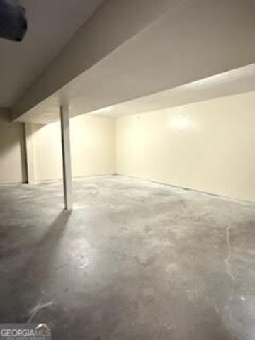 7934 Woodlake Drive, Riverdale, GA 30274