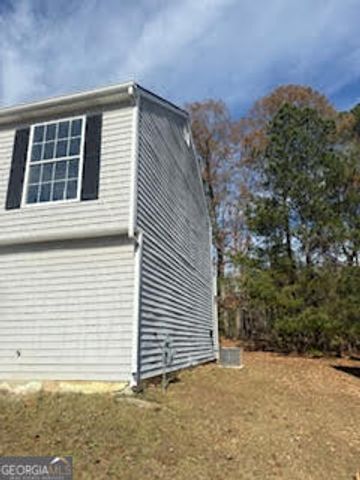 7934 Woodlake Drive, Riverdale, GA 30274