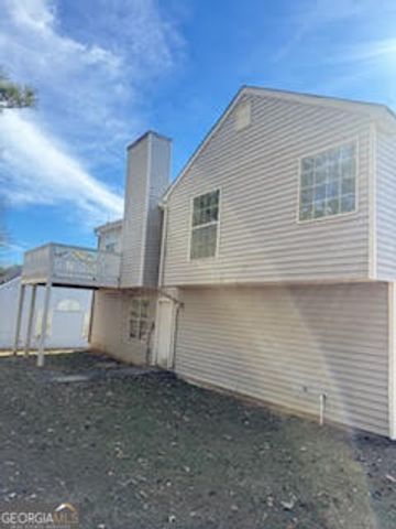 7934 Woodlake Drive, Riverdale, GA 30274