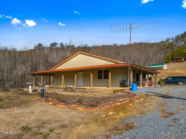 336 Cloud Creek Road, Rogersville, TN 37857