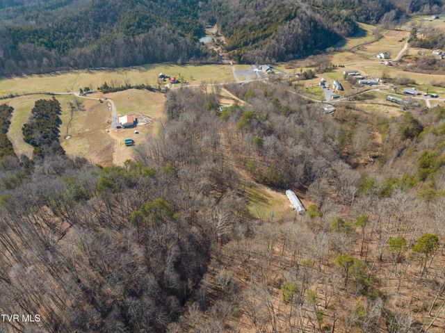 336 Cloud Creek Road, Rogersville, TN 37857