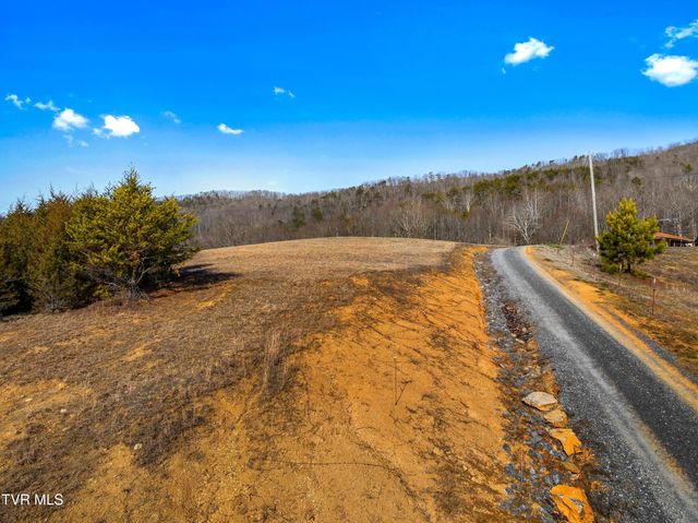 336 Cloud Creek Road, Rogersville, TN 37857