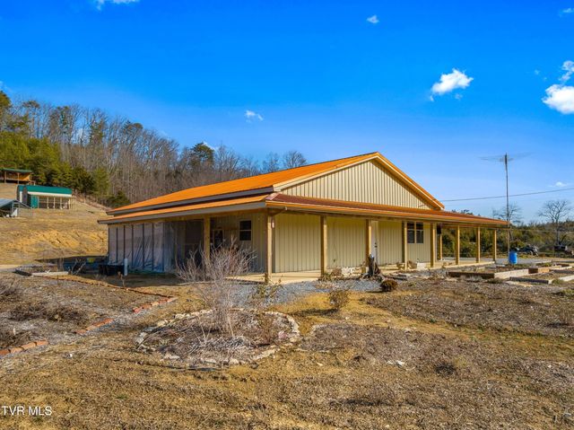 336 Cloud Creek Road, Rogersville, TN 37857
