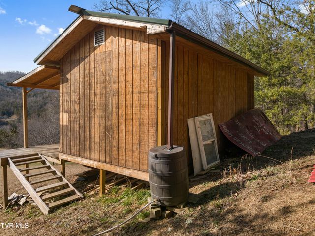 336 Cloud Creek Road, Rogersville, TN 37857