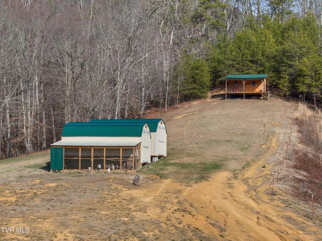 336 Cloud Creek Road, Rogersville, TN 37857