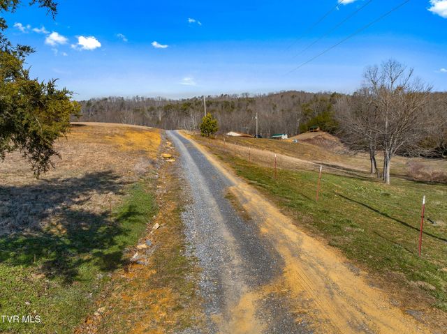 336 Cloud Creek Road, Rogersville, TN 37857