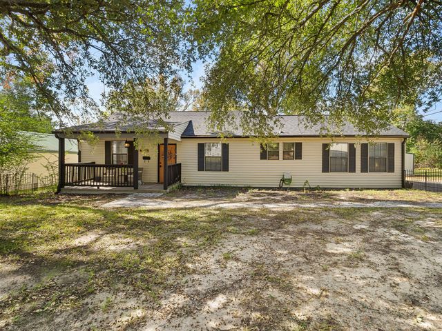 1000 John Paul Jones Ave, Leesville, LA 71446