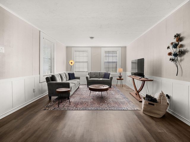 1000 John Paul Jones Ave, Leesville, LA 71446