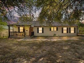 1000 John Paul Jones Ave, Leesville, LA 71446