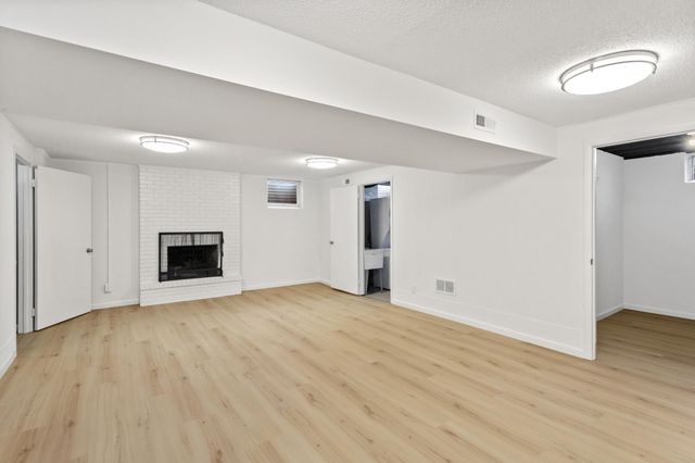 5547 Regis Trail NE, Fridley, MN 55432