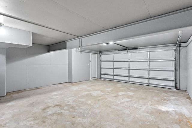 5547 Regis Trail NE, Fridley, MN 55432