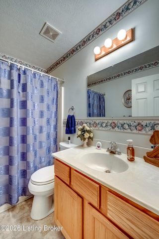 4628 Springdale Ct, Louisville, KY 40229