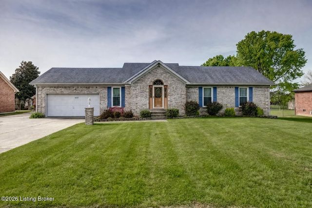 4628 Springdale Ct, Louisville, KY 40229