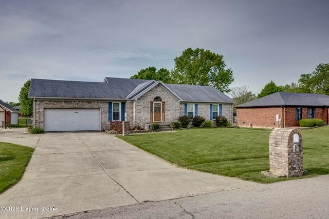 4628 Springdale Ct, Louisville, KY 40229