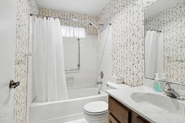 817A Liverpool Circle A, Manchester, NJ 08759