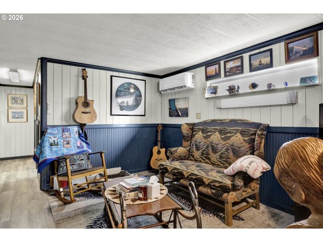 3760 HIGHWAY 101 4, Florence, OR 97439