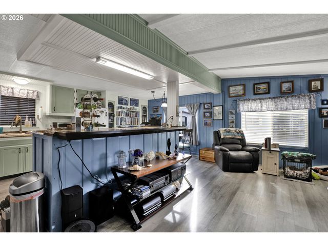 3760 HIGHWAY 101 4, Florence, OR 97439