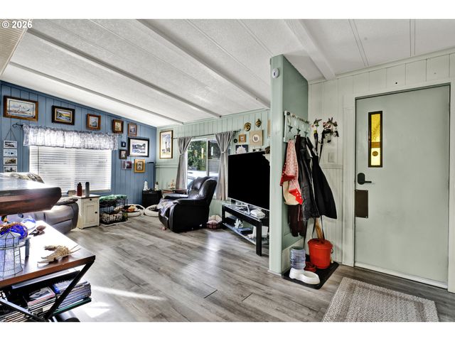 3760 HIGHWAY 101 4, Florence, OR 97439