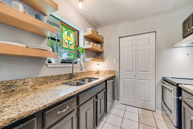 717 Loganwood Drive, Royse City, TX 75189