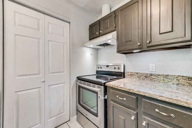 717 Loganwood Drive, Royse City, TX 75189