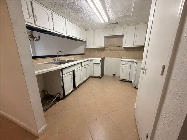12246 Wild Pine Drive C, Houston, TX 77039