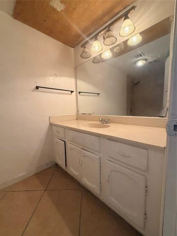 12246 Wild Pine Drive C, Houston, TX 77039
