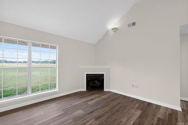 2 Green Meadows Drive, Vilonia, AR 72173