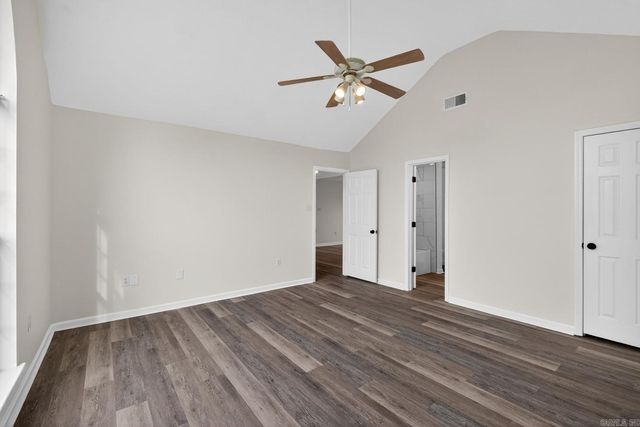 2 Green Meadows Drive, Vilonia, AR 72173