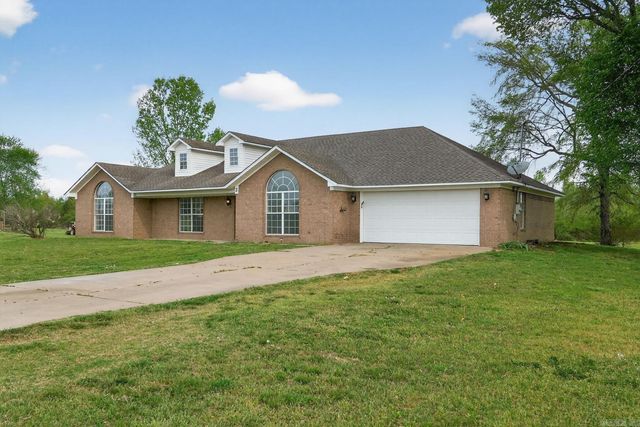 2 Green Meadows Drive, Vilonia, AR 72173