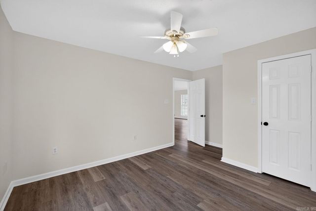 2 Green Meadows Drive, Vilonia, AR 72173