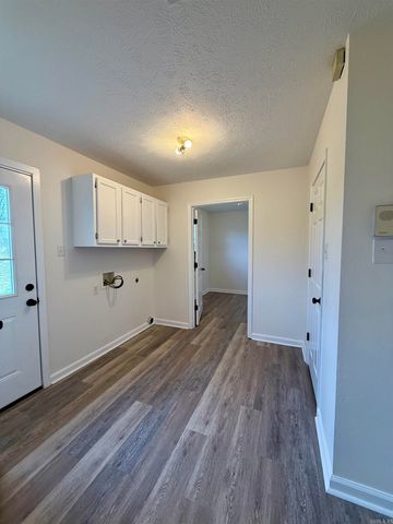 2 Green Meadows Drive, Vilonia, AR 72173